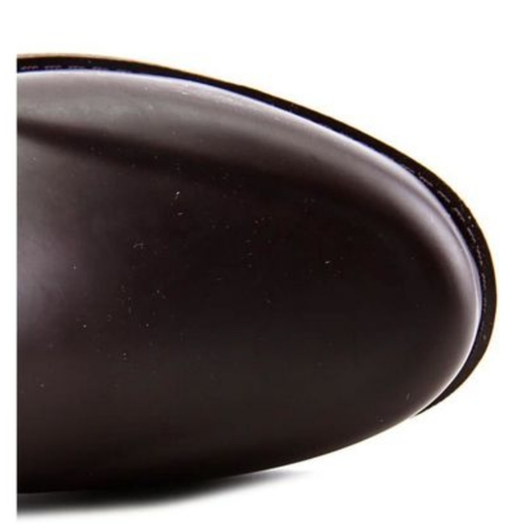 Ugg Rain Boots - Picture 2 of 8